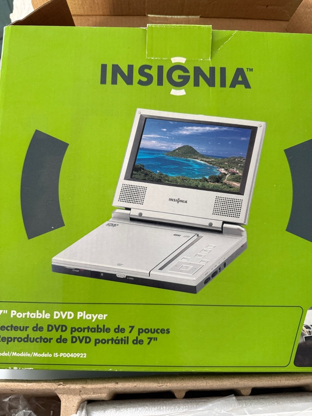 Portable 7" DVD Player